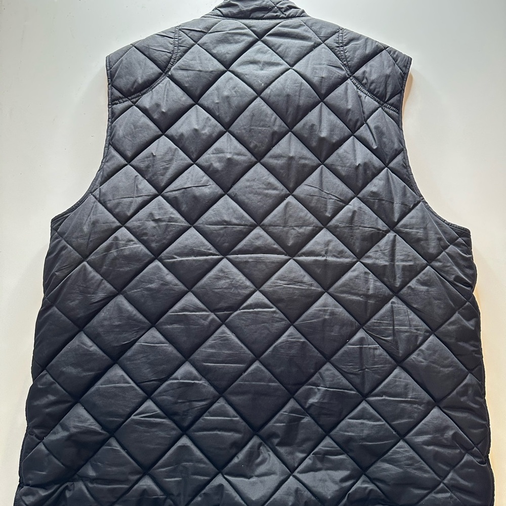 GAP Men's Black Quilted Vest - Picture 2 of 2
